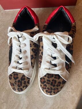 Nature Breeze Cheetah Print Star